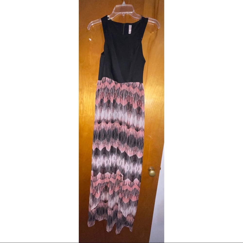 Hi-Lo patterned float dress